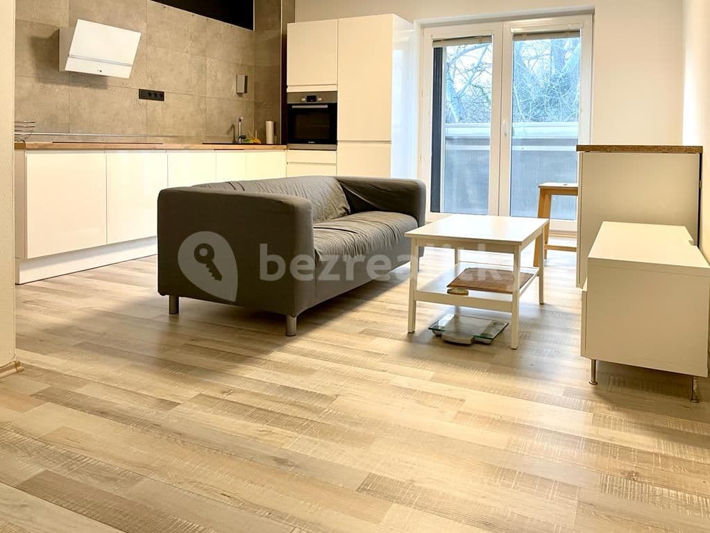 Prenájom bytu 1-izbový 41 m², K Železnej studienke, Bratislava - mestská časť Staré Mesto, Bratislavský kraj Prenájom bytu 1-izbový 41 m², K Železnej studienke, Bratislava - mestská časť Staré Mesto, Bratislavský kraj