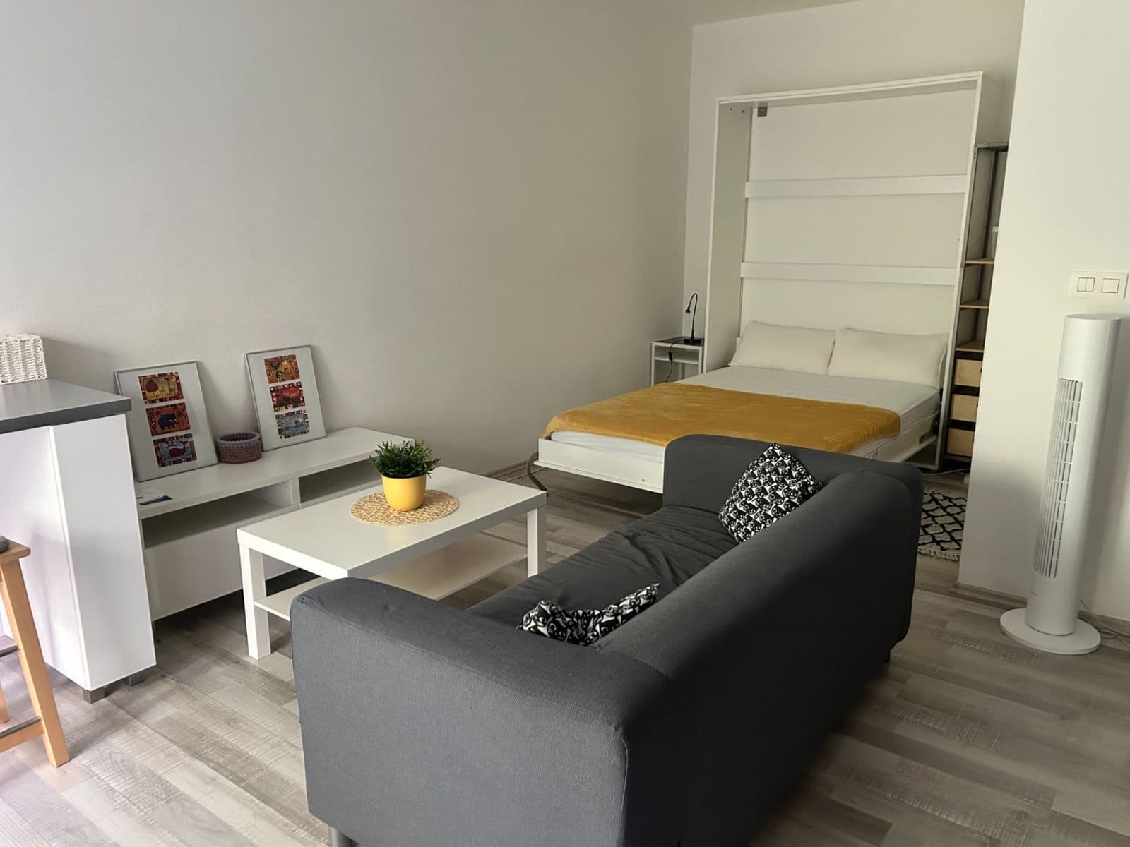 Prenájom bytu 1-izbový 41 m², K Železnej studienke, Bratislava - mestská časť Staré Mesto, Bratislavský kraj Prenájom bytu 1-izbový 41 m², K Železnej studienke, Bratislava - mestská časť Staré Mesto, Bratislavský kraj