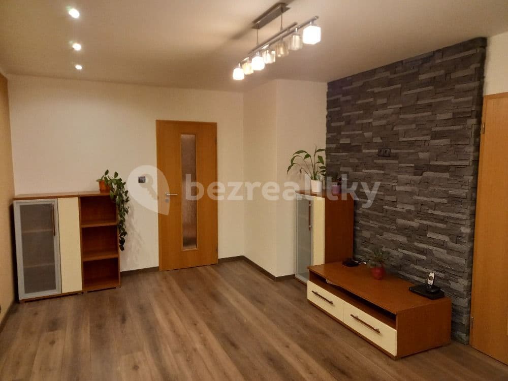 Prenájom bytu 3-izbový 90 m², Hekrova, Praha, Praha Prenájom bytu 3-izbový 90 m², Hekrova, Praha, Praha
