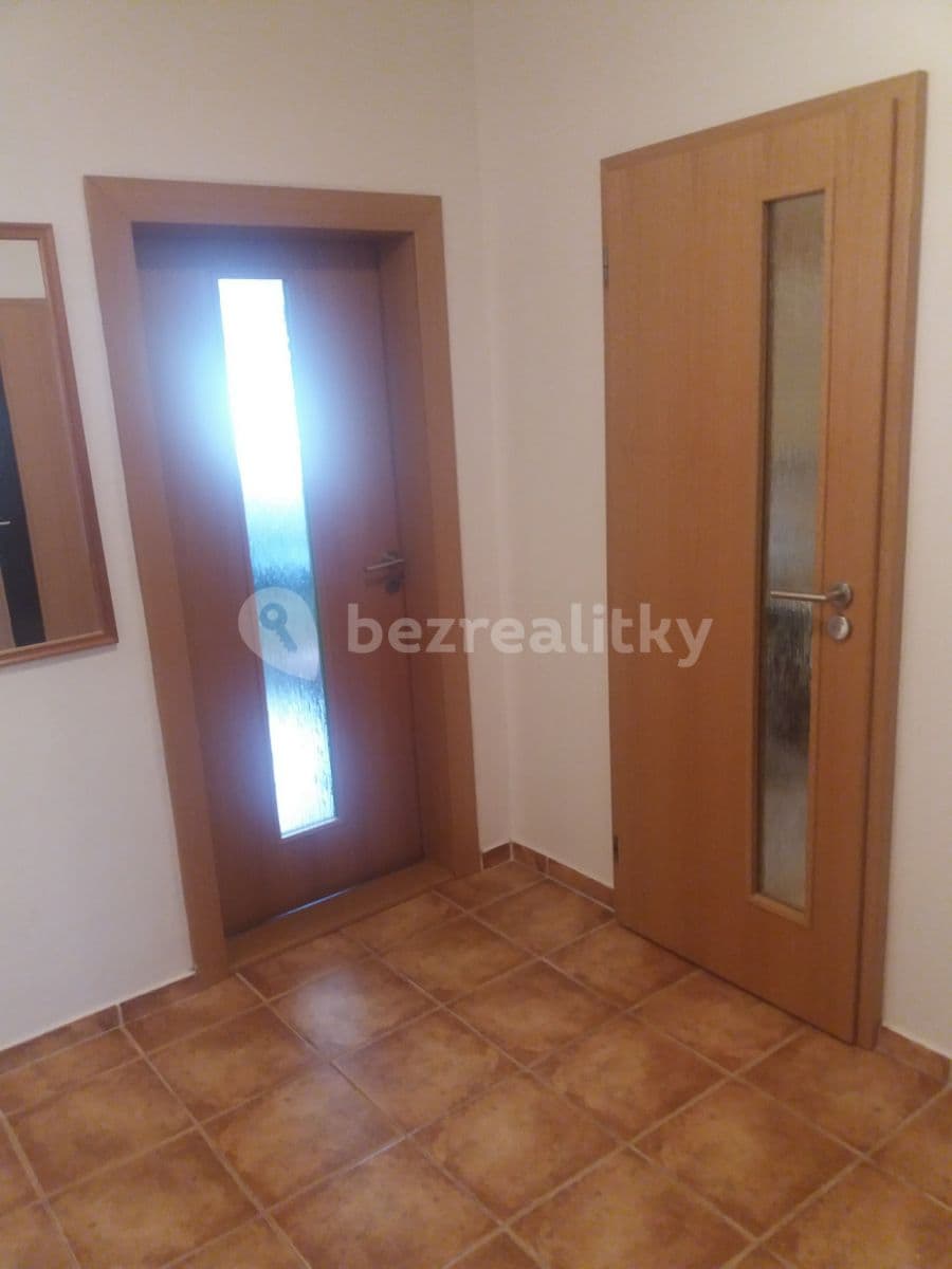 Prenájom bytu 3-izbový 90 m², Hekrova, Praha, Praha Prenájom bytu 3-izbový 90 m², Hekrova, Praha, Praha