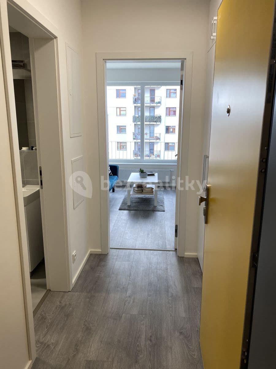 Prenájom bytu 1-izbový 28 m², Ocelářská, Praha, Praha Prenájom bytu 1-izbový 28 m², Ocelářská, Praha, Praha
