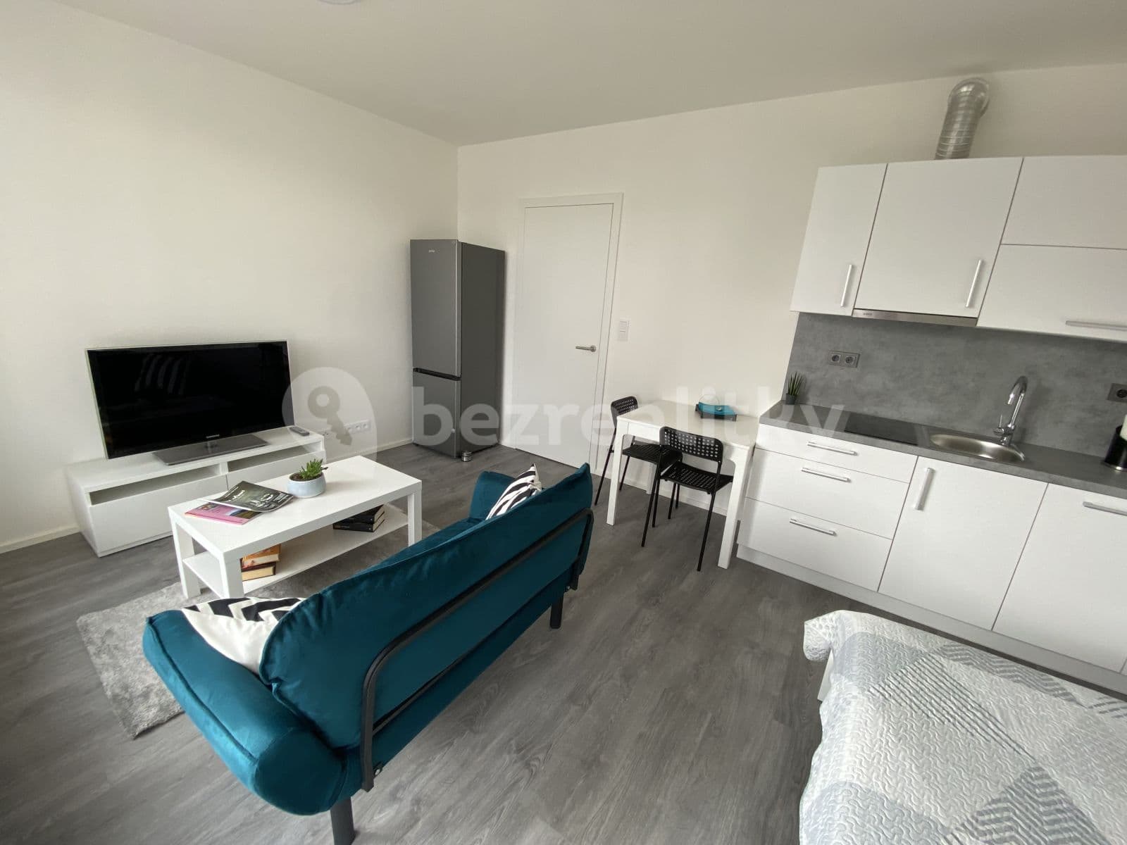 Prenájom bytu 1-izbový 28 m², Ocelářská, Praha, Praha Prenájom bytu 1-izbový 28 m², Ocelářská, Praha, Praha