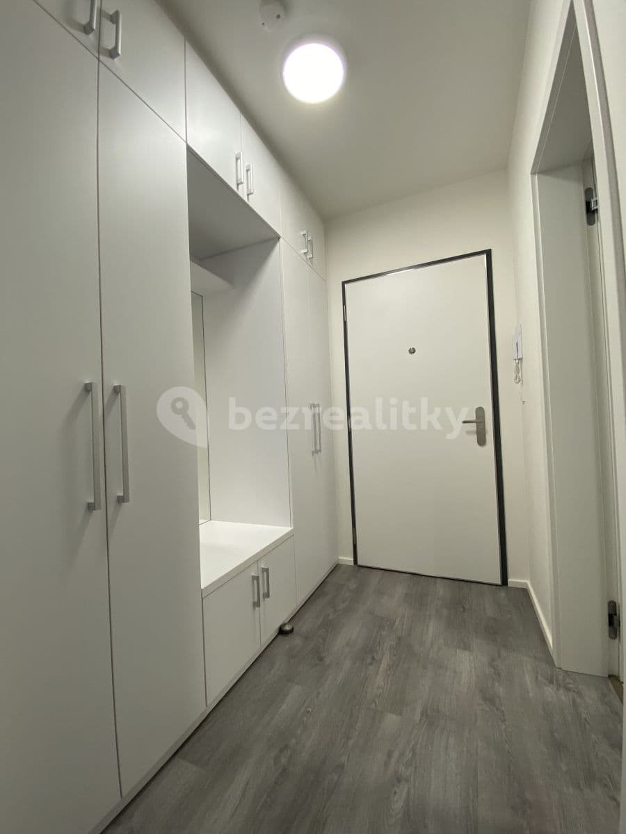 Prenájom bytu 1-izbový 28 m², Ocelářská, Praha, Praha Prenájom bytu 1-izbový 28 m², Ocelářská, Praha, Praha