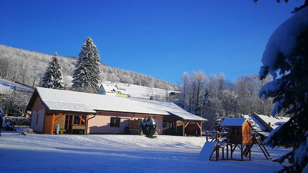 Prenájom rekreačného objektu, Lipová-lázně, Olomoucký kraj Prenájom rekreačného objektu, Lipová-lázně, Olomoucký kraj