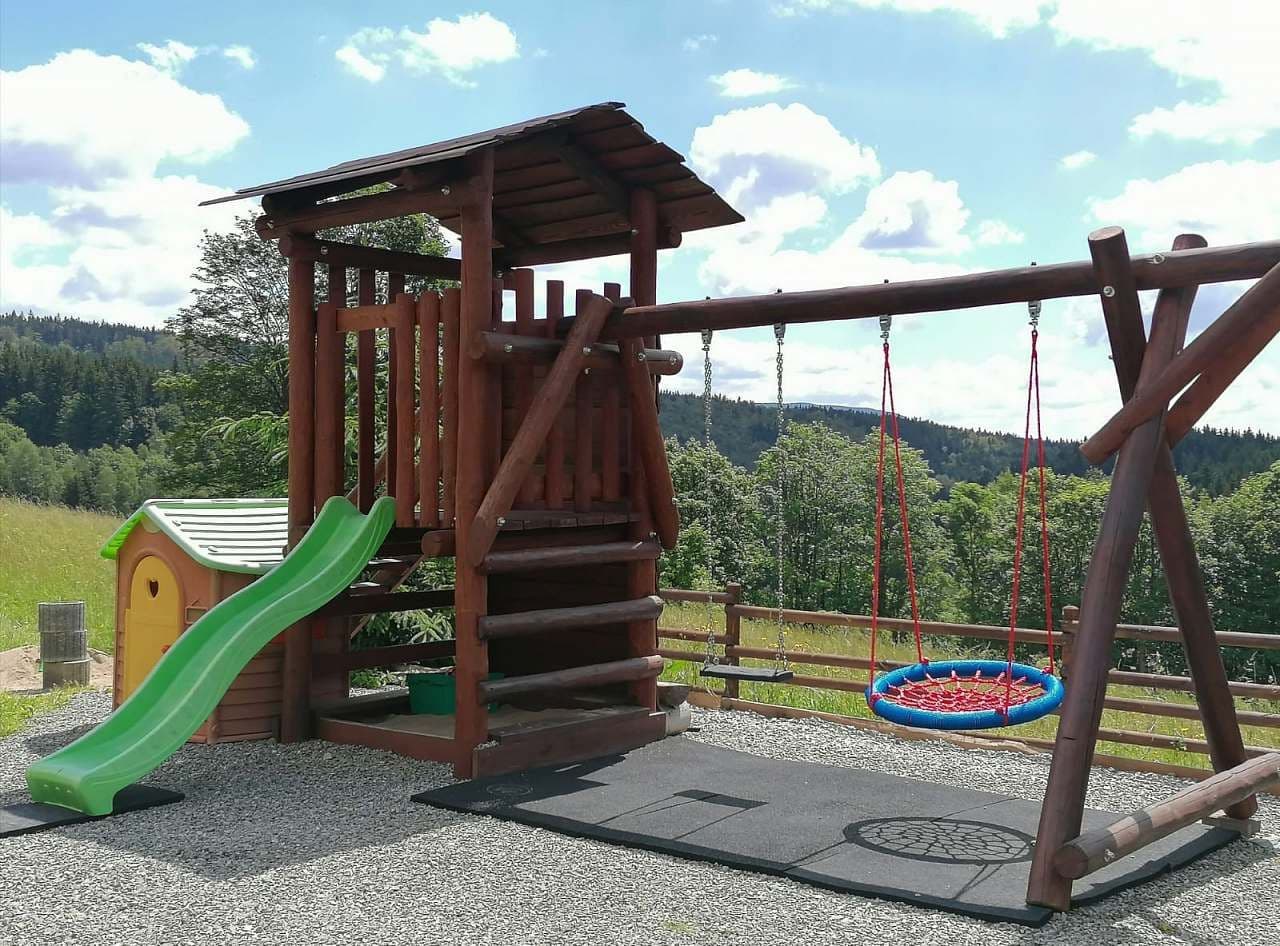 Prenájom rekreačného objektu, Staré Město, Olomoucký kraj Prenájom rekreačného objektu, Staré Město, Olomoucký kraj