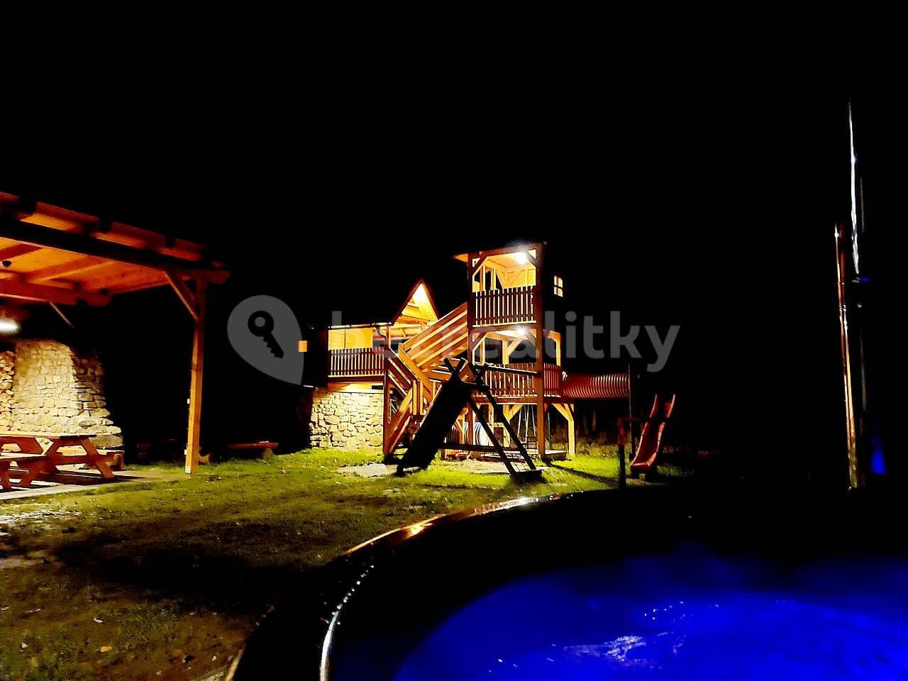 Prenájom rekreačného objektu, Červená Voda, Pardubický kraj Prenájom rekreačného objektu, Červená Voda, Pardubický kraj