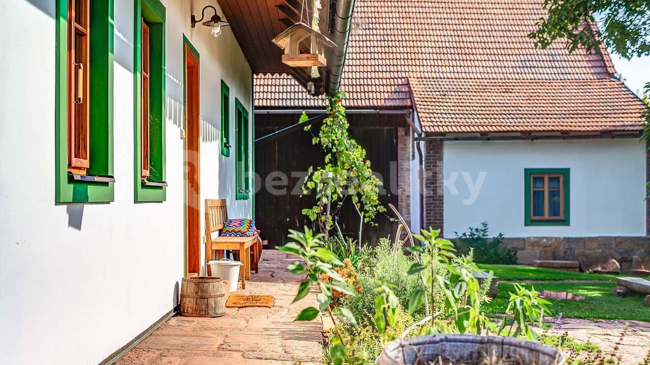 Prenájom rekreačného objektu, Pecka, Královéhradecký kraj Prenájom rekreačného objektu, Pecka, Královéhradecký kraj