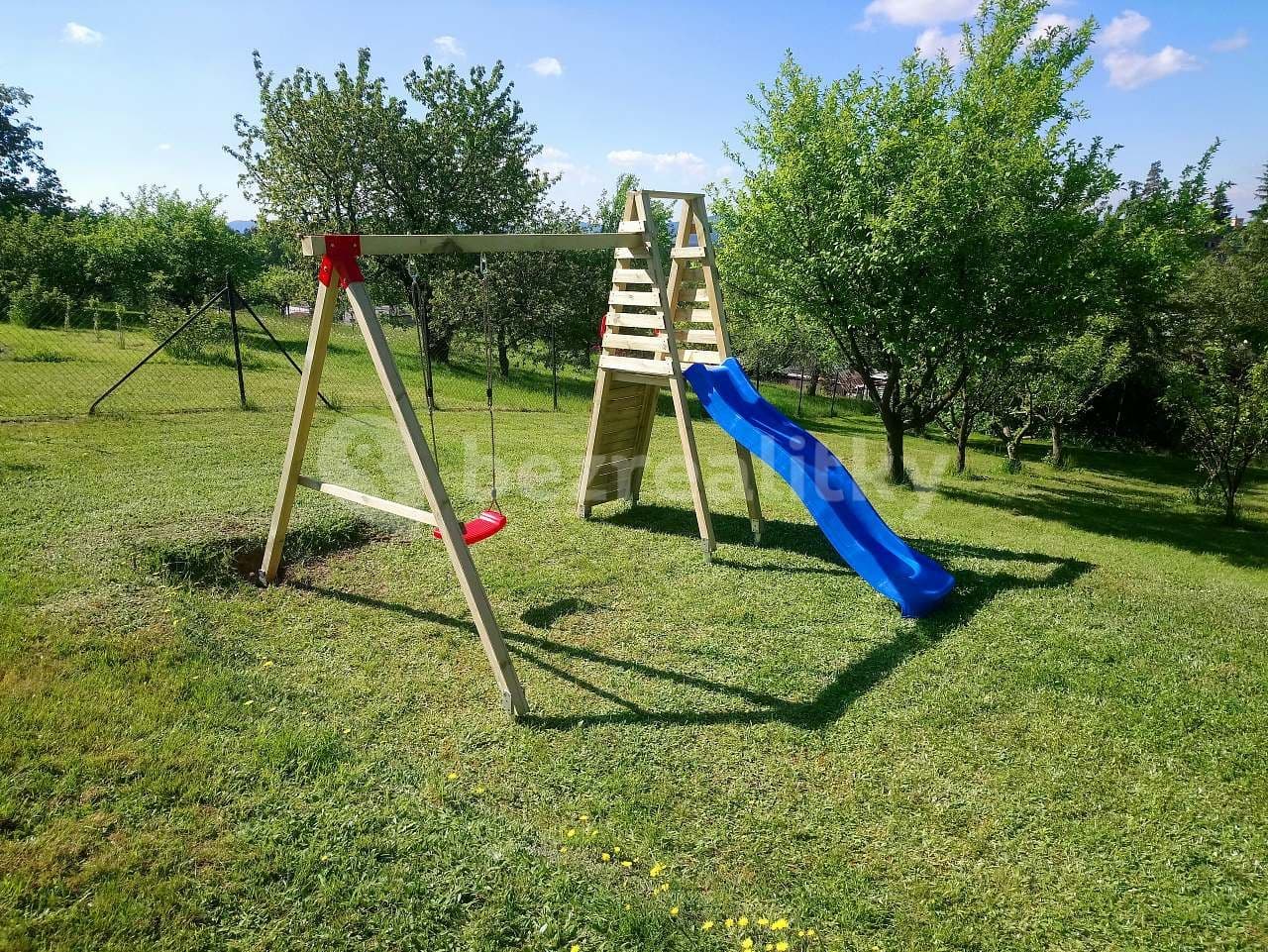 Prenájom rekreačného objektu, Žďárky, Královéhradecký kraj Prenájom rekreačného objektu, Žďárky, Královéhradecký kraj