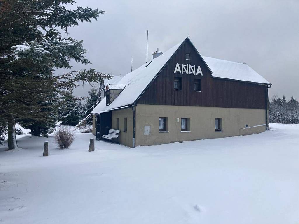 Prenájom rekreačného objektu, Měděnec, Ústecký kraj Prenájom rekreačného objektu, Měděnec, Ústecký kraj