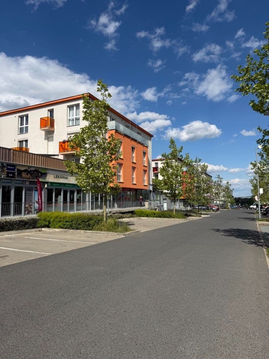 Predaj bytu 2-izbový 69 m², Cedrová, Jesenice, Středočeský kraj Predaj bytu 2-izbový 69 m², Cedrová, Jesenice, Středočeský kraj