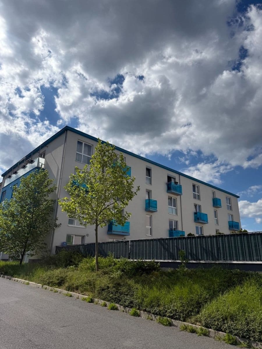 Predaj bytu 2-izbový 69 m², Cedrová, Jesenice, Středočeský kraj Predaj bytu 2-izbový 69 m², Cedrová, Jesenice, Středočeský kraj