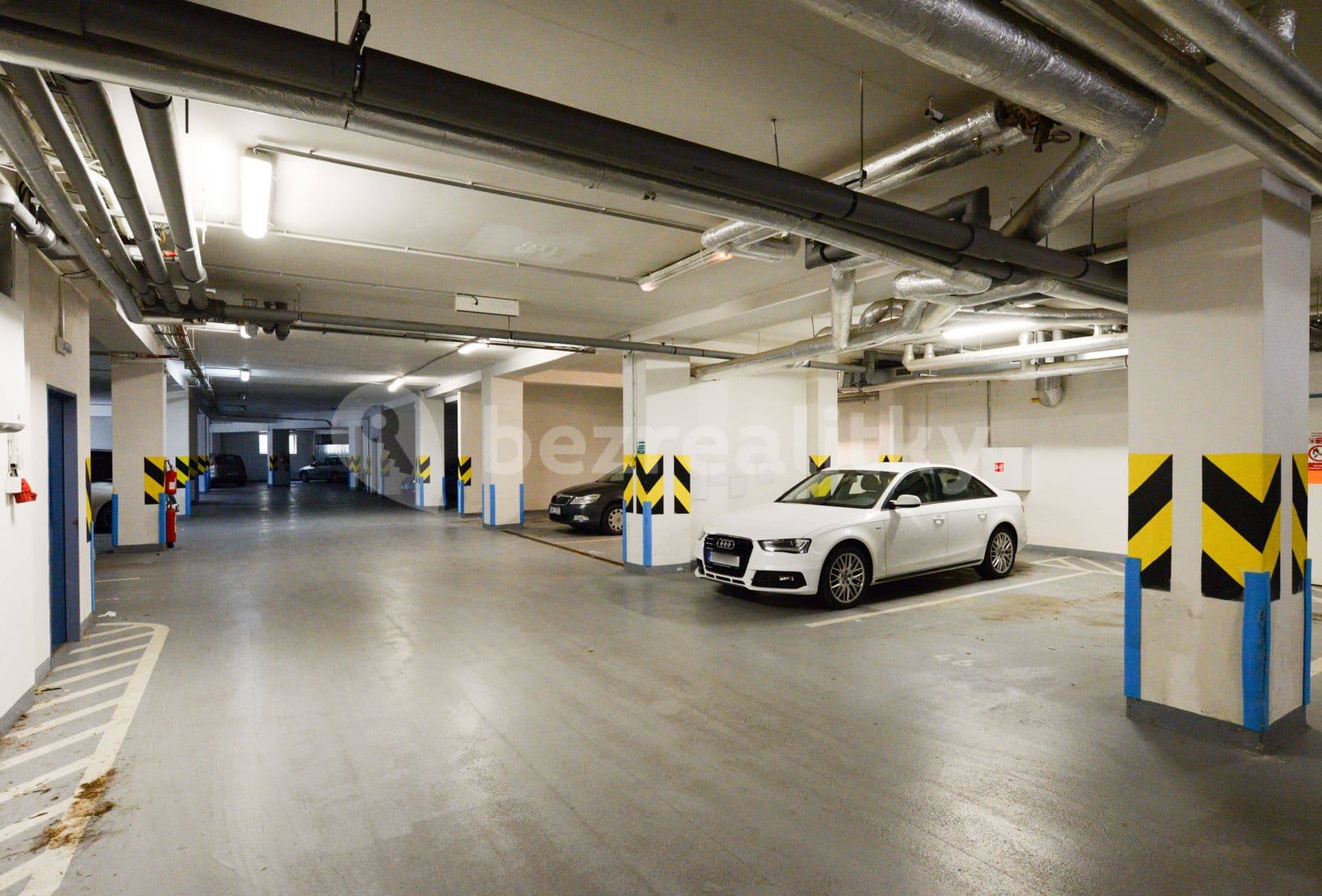 Prenájom bytu 2-izbový 87 m², Kudrnova, Praha, Praha Prenájom bytu 2-izbový 87 m², Kudrnova, Praha, Praha