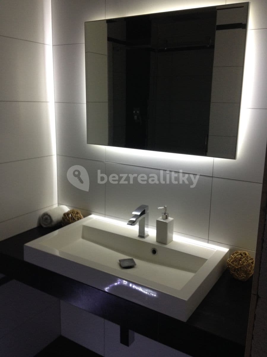 Prenájom bytu 1-izbový 39 m², Kuršova, Brno, Jihomoravský kraj Prenájom bytu 1-izbový 39 m², Kuršova, Brno, Jihomoravský kraj