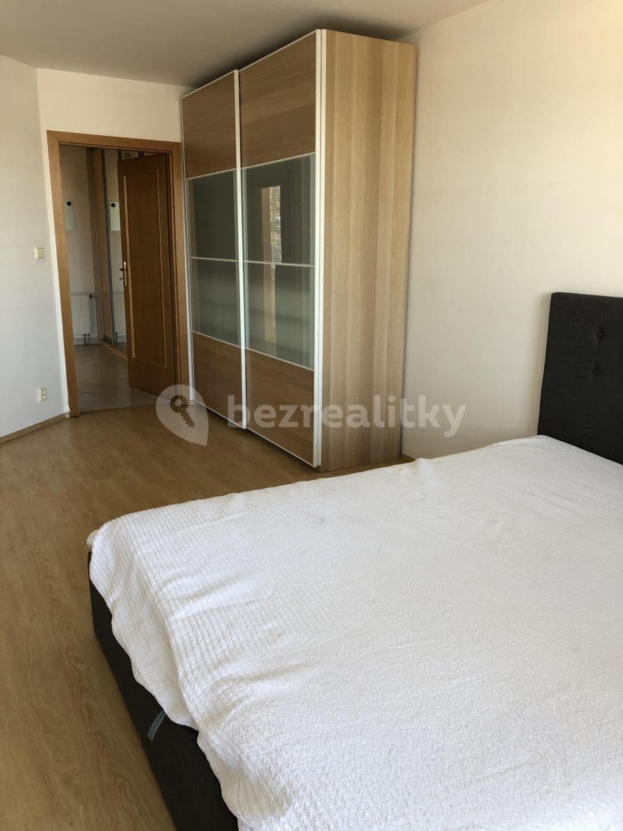 Prenájom bytu 3-izbový 78 m², Chalabalova, Praha, Praha Prenájom bytu 3-izbový 78 m², Chalabalova, Praha, Praha