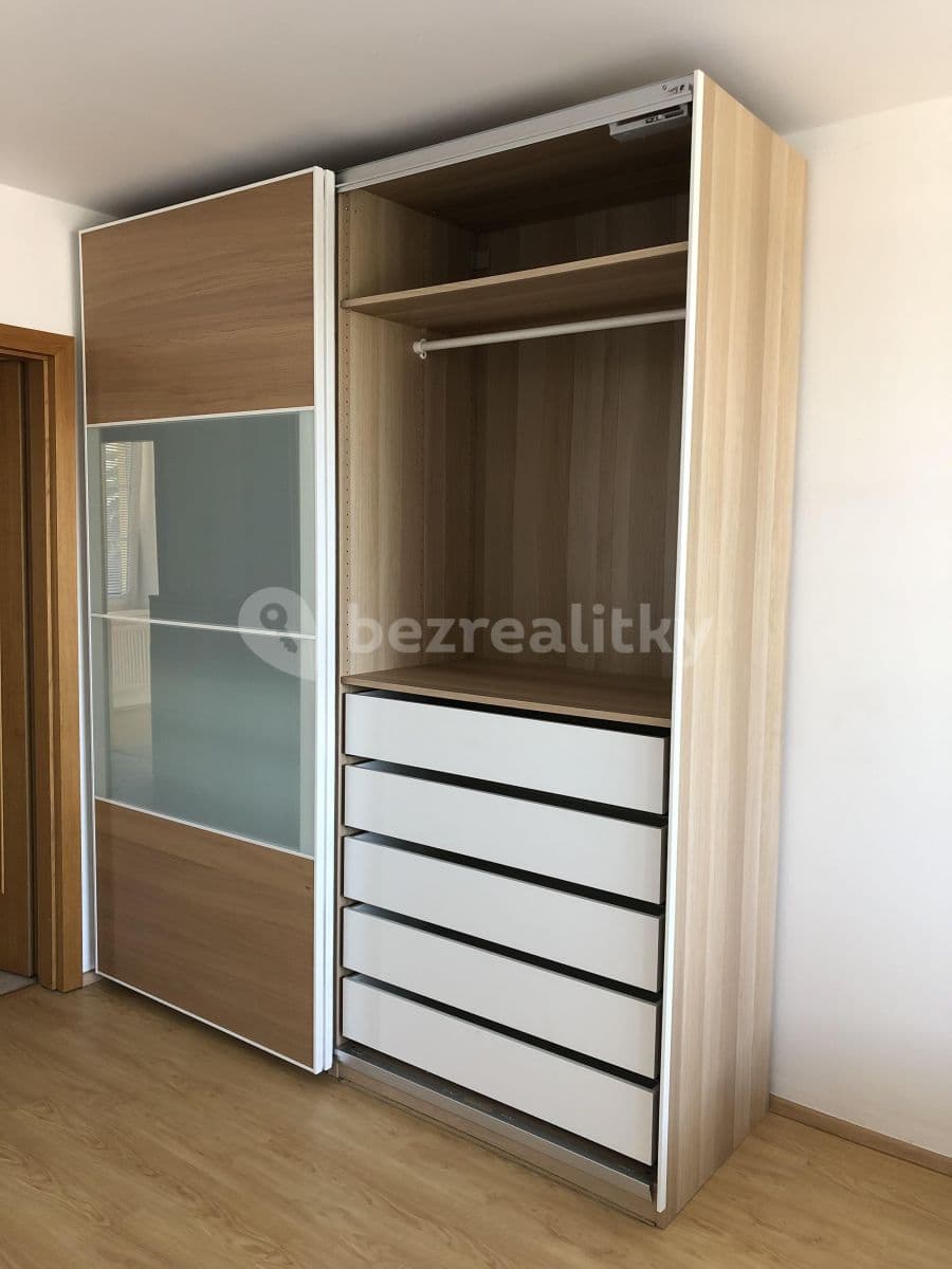Prenájom bytu 3-izbový 78 m², Chalabalova, Praha, Praha Prenájom bytu 3-izbový 78 m², Chalabalova, Praha, Praha