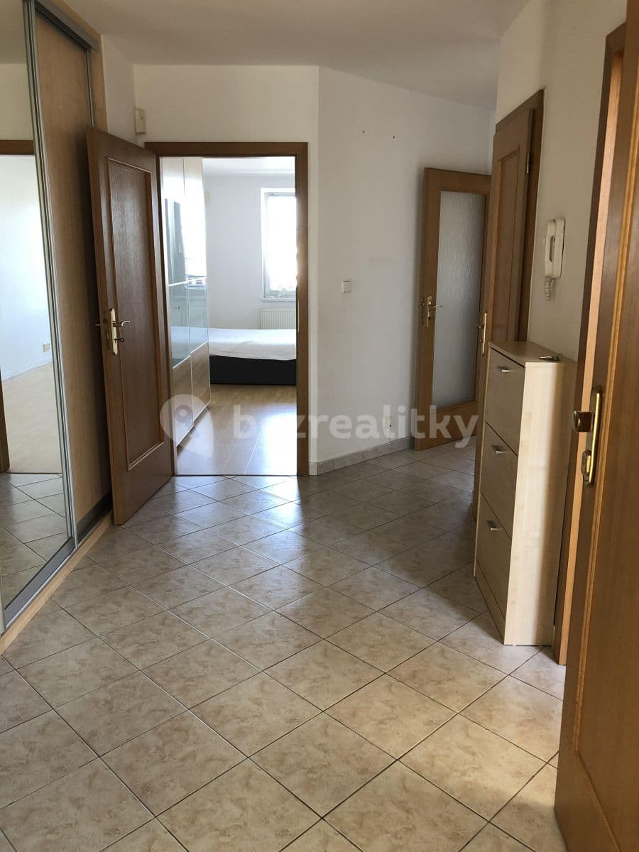 Prenájom bytu 3-izbový 78 m², Chalabalova, Praha, Praha Prenájom bytu 3-izbový 78 m², Chalabalova, Praha, Praha
