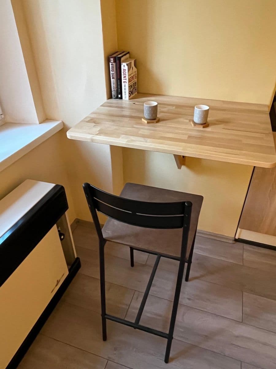 Prenájom bytu 1-izbový 25 m², Na Dolinách, Praha, Praha Prenájom bytu 1-izbový 25 m², Na Dolinách, Praha, Praha