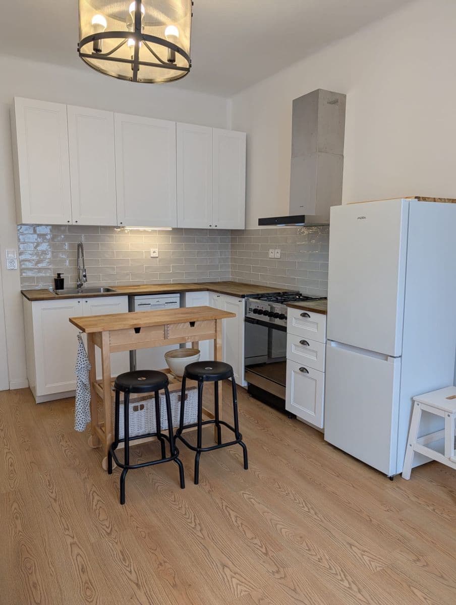 Prenájom bytu 2-izbový 50 m², Jaurisova, Praha, Praha Prenájom bytu 2-izbový 50 m², Jaurisova, Praha, Praha