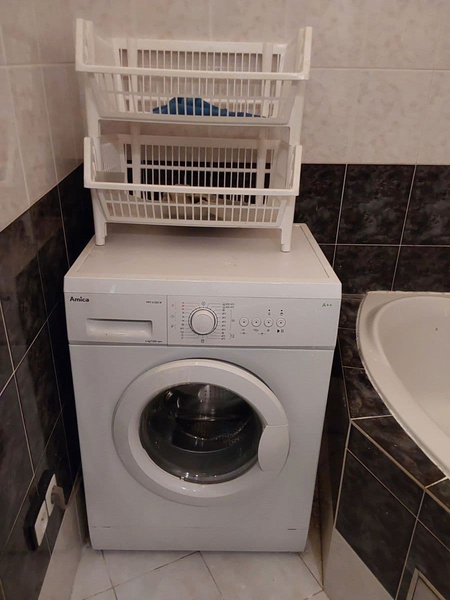 Prenájom bytu 1-izbový 44 m², Madridská, Praha, Praha Prenájom bytu 1-izbový 44 m², Madridská, Praha, Praha