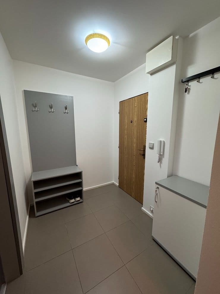 Prenájom bytu 2-izbový 48 m², Keplerova, Ústí nad Labem, Ústecký kraj Prenájom bytu 2-izbový 48 m², Keplerova, Ústí nad Labem, Ústecký kraj