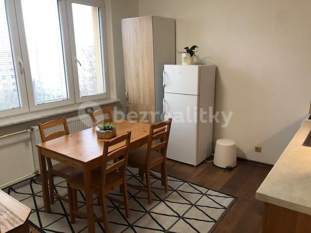 Prenájom bytu 1-izbový 52 m², Sibiřská, Karlovy Vary, Karlovarský kraj Prenájom bytu 1-izbový 52 m², Sibiřská, Karlovy Vary, Karlovarský kraj