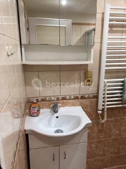 Prenájom bytu 1-izbový 52 m², Sibiřská, Karlovy Vary, Karlovarský kraj Prenájom bytu 1-izbový 52 m², Sibiřská, Karlovy Vary, Karlovarský kraj