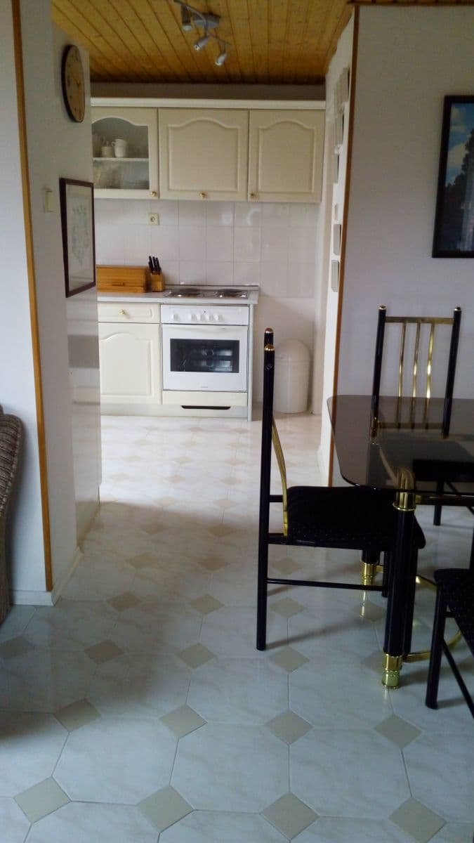 Prenájom bytu 3-izbový 75 m², Rakovnická, Praha, Praha Prenájom bytu 3-izbový 75 m², Rakovnická, Praha, Praha