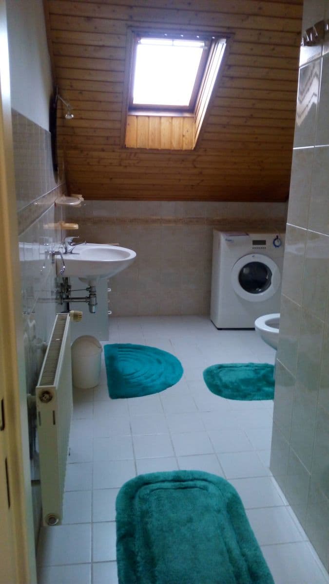 Prenájom bytu 3-izbový 75 m², Rakovnická, Praha, Praha Prenájom bytu 3-izbový 75 m², Rakovnická, Praha, Praha