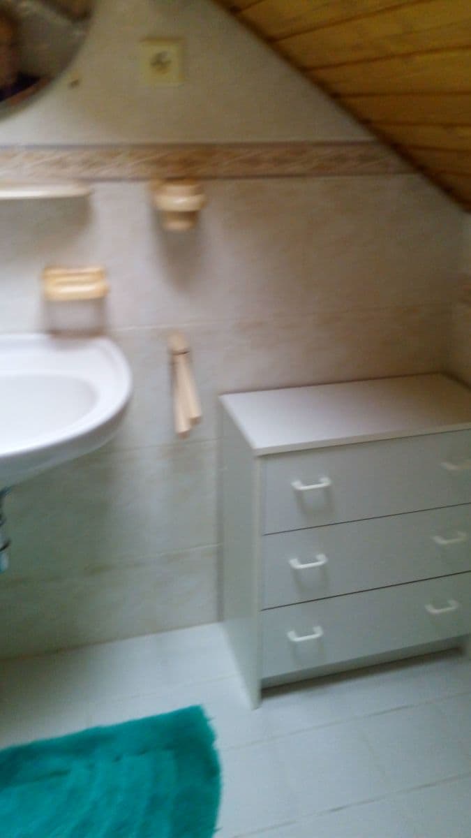 Prenájom bytu 3-izbový 75 m², Rakovnická, Praha, Praha Prenájom bytu 3-izbový 75 m², Rakovnická, Praha, Praha