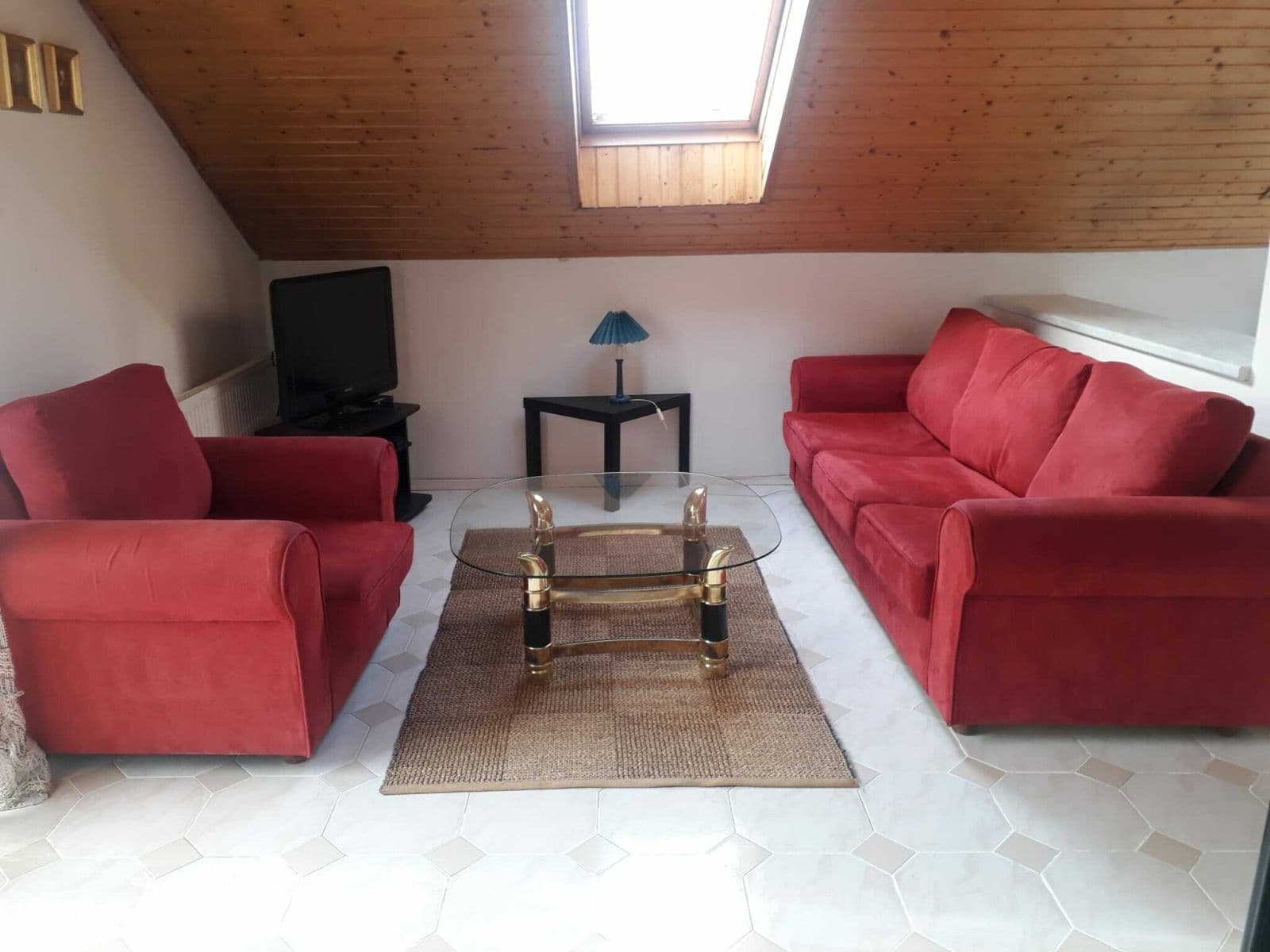 Prenájom bytu 3-izbový 75 m², Rakovnická, Praha, Praha Prenájom bytu 3-izbový 75 m², Rakovnická, Praha, Praha