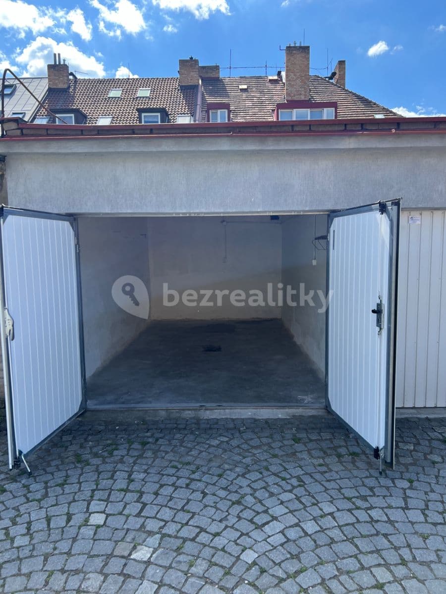 Prenájom garáže 16 m², Dubečská, Praha, Praha Prenájom garáže 16 m², Dubečská, Praha, Praha