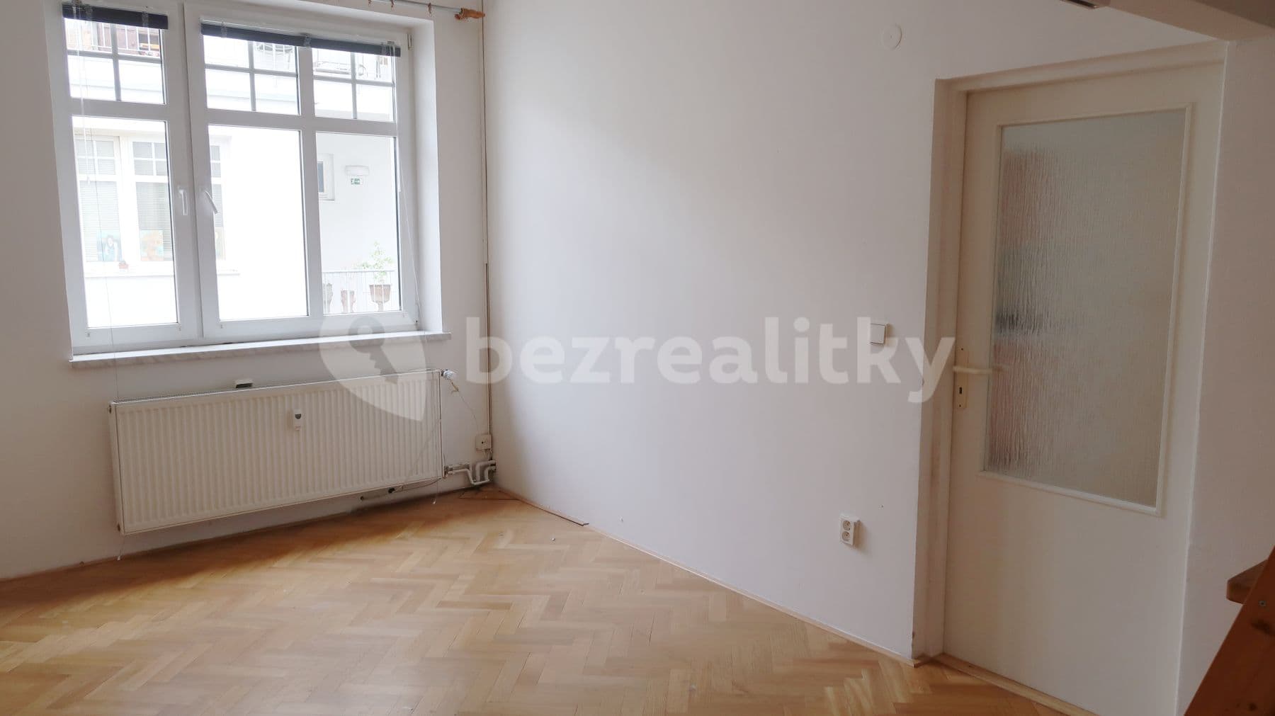 Prenájom bytu 1-izbový 34 m², Jeronýmova, Brno, Jihomoravský kraj Prenájom bytu 1-izbový 34 m², Jeronýmova, Brno, Jihomoravský kraj