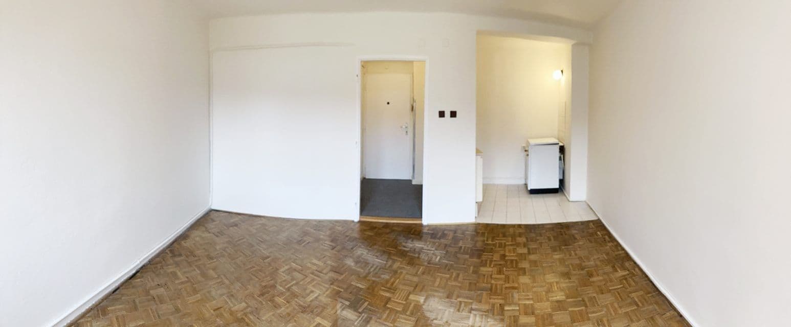 Predaj bytu 1-izbový 26 m², Nádražní, Jindřichův Hradec, Jihočeský kraj Predaj bytu 1-izbový 26 m², Nádražní, Jindřichův Hradec, Jihočeský kraj