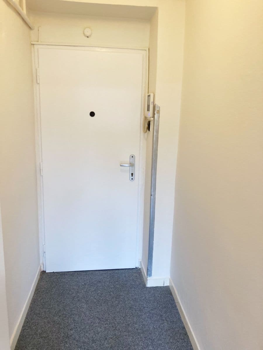 Predaj bytu 1-izbový 26 m², Nádražní, Jindřichův Hradec, Jihočeský kraj Predaj bytu 1-izbový 26 m², Nádražní, Jindřichův Hradec, Jihočeský kraj