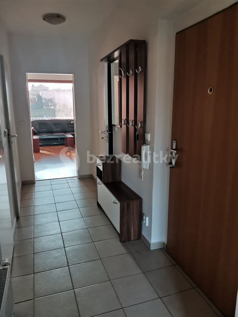 Prenájom bytu 2-izbový 63 m², Za Mlýnem, Hostivice, Středočeský kraj Prenájom bytu 2-izbový 63 m², Za Mlýnem, Hostivice, Středočeský kraj