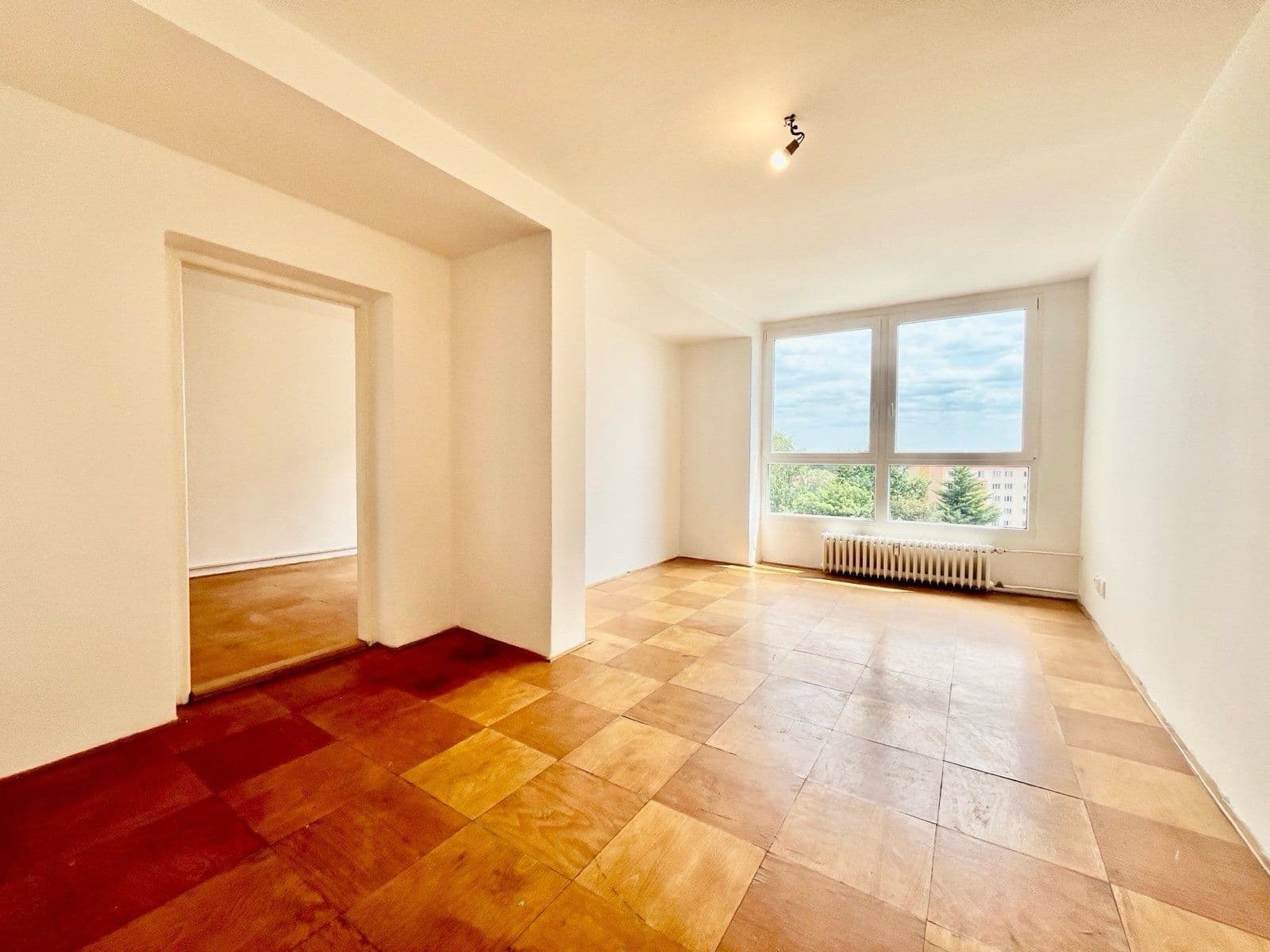 Prenájom bytu 3-izbový 76 m², Československé armády, Frýdek-Místek, Moravskoslezský kraj Prenájom bytu 3-izbový 76 m², Československé armády, Frýdek-Místek, Moravskoslezský kraj