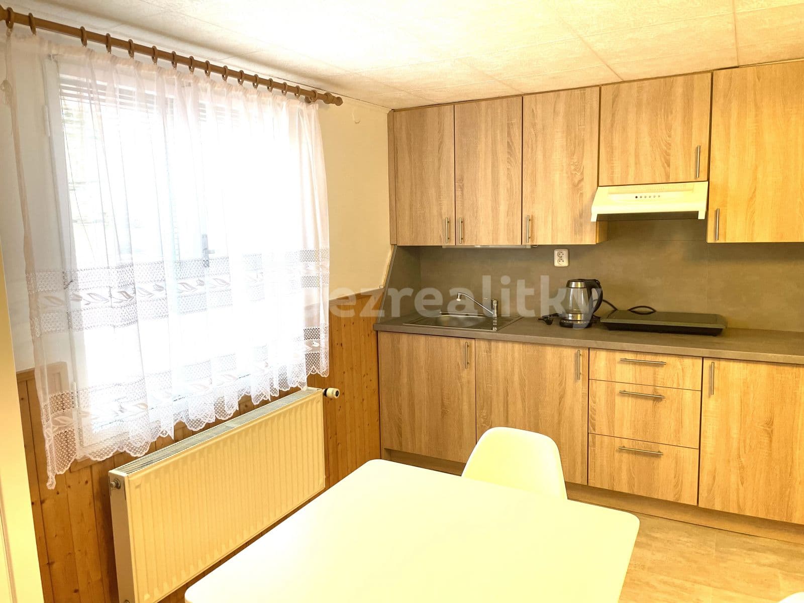 Prenájom bytu 2-izbový 49 m², Hlavní, Sulice, Středočeský kraj Prenájom bytu 2-izbový 49 m², Hlavní, Sulice, Středočeský kraj