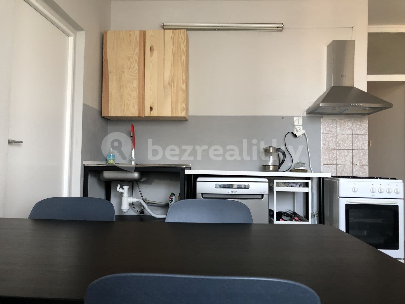 Prenájom bytu 4-izbový 96 m², Krušnohorská, Karlovy Vary, Karlovarský kraj Prenájom bytu 4-izbový 96 m², Krušnohorská, Karlovy Vary, Karlovarský kraj