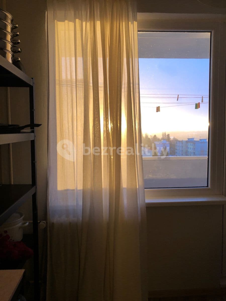 Prenájom bytu 4-izbový 96 m², Krušnohorská, Karlovy Vary, Karlovarský kraj Prenájom bytu 4-izbový 96 m², Krušnohorská, Karlovy Vary, Karlovarský kraj