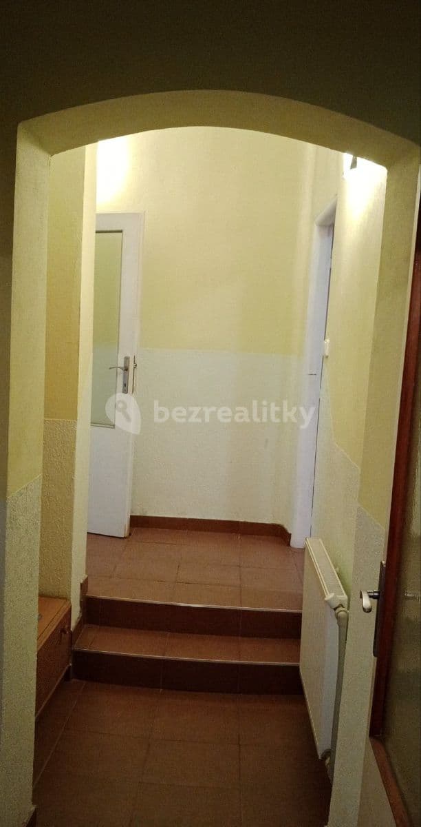 Prenájom bytu 3-izbový 80 m², Švermova, Nejdek, Karlovarský kraj Prenájom bytu 3-izbový 80 m², Švermova, Nejdek, Karlovarský kraj