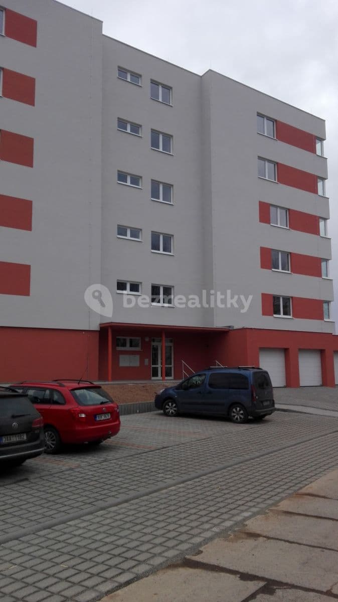 Prenájom bytu 1-izbový 33 m², Maru Špačkové, Rakovník, Středočeský kraj Prenájom bytu 1-izbový 33 m², Maru Špačkové, Rakovník, Středočeský kraj