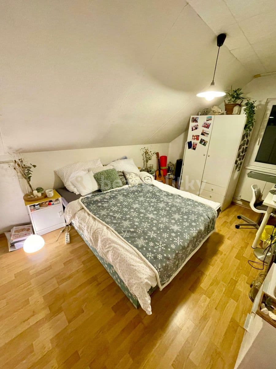 Prenájom bytu 3-izbový 15 m², Pod Zemankou, Praha, Praha Prenájom bytu 3-izbový 15 m², Pod Zemankou, Praha, Praha