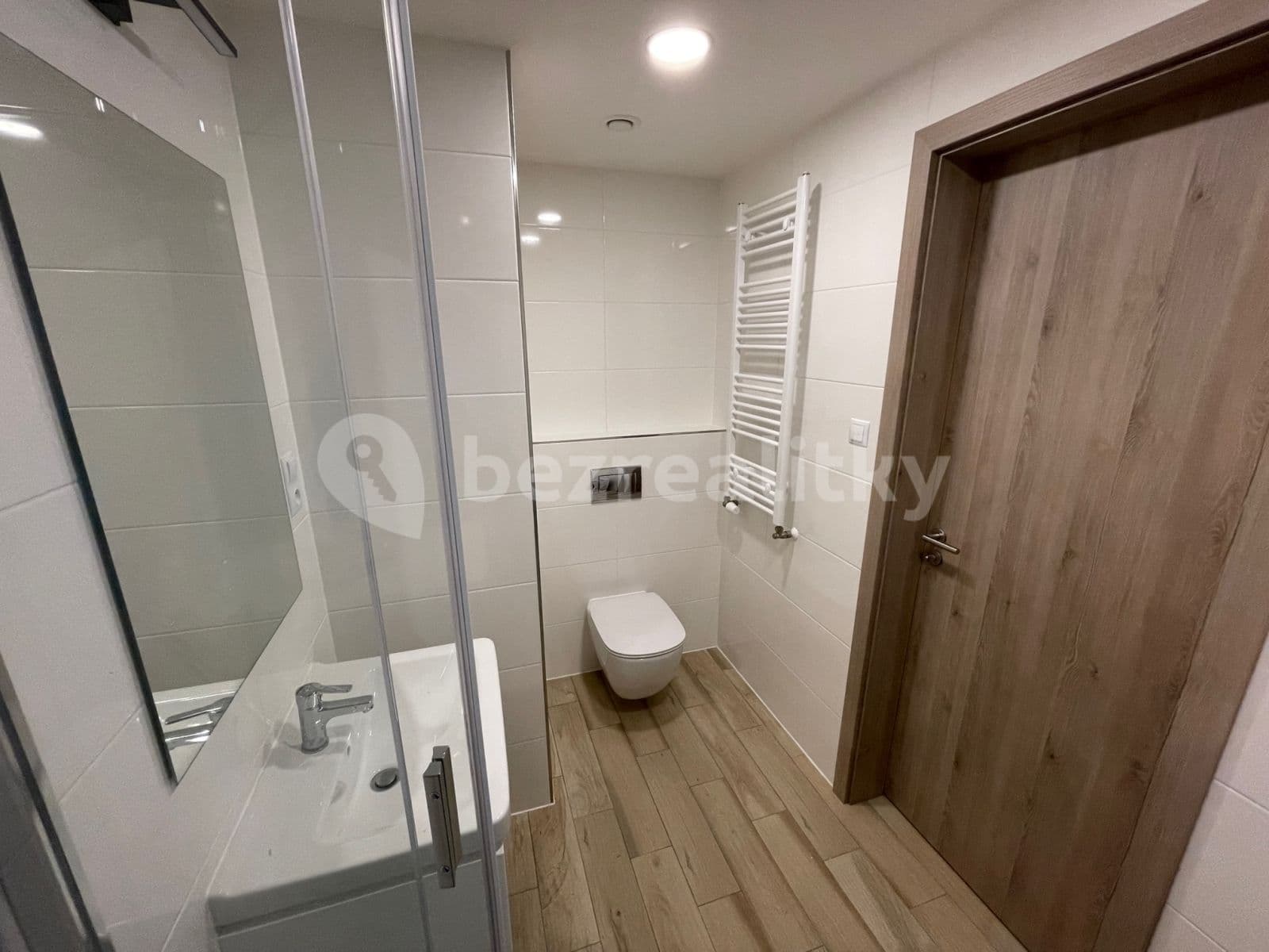 Prenájom bytu 1-izbový 32 m², Do Zahrádek I, Praha, Praha Prenájom bytu 1-izbový 32 m², Do Zahrádek I, Praha, Praha