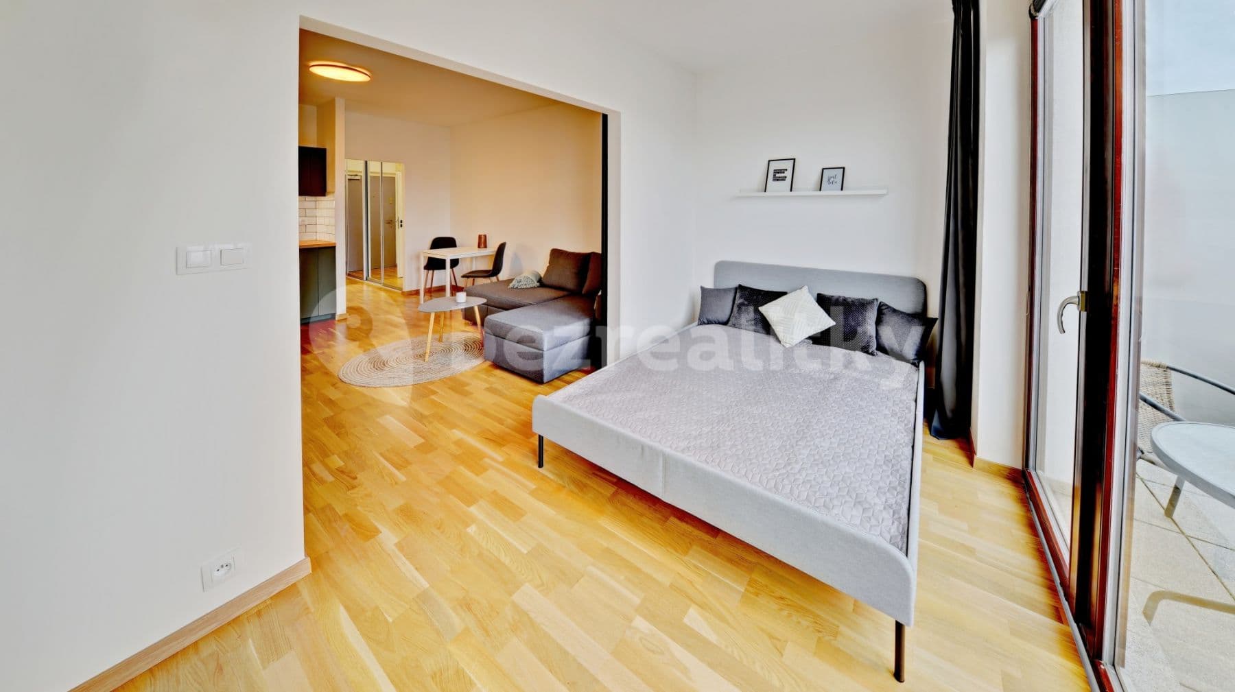 Prenájom bytu 1-izbový 37 m², Na Slatince, Praha, Praha Prenájom bytu 1-izbový 37 m², Na Slatince, Praha, Praha