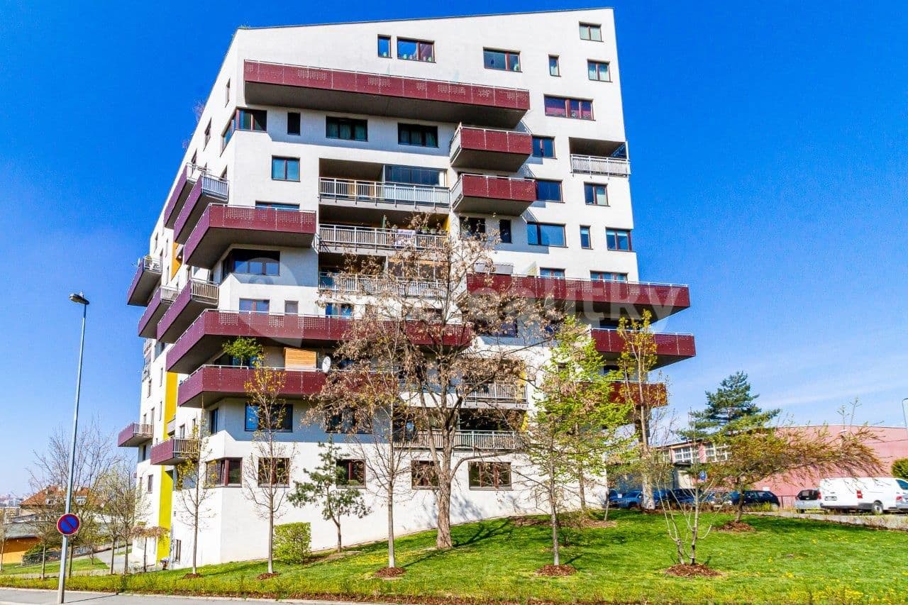 Prenájom bytu 1-izbový 37 m², Na Slatince, Praha, Praha Prenájom bytu 1-izbový 37 m², Na Slatince, Praha, Praha