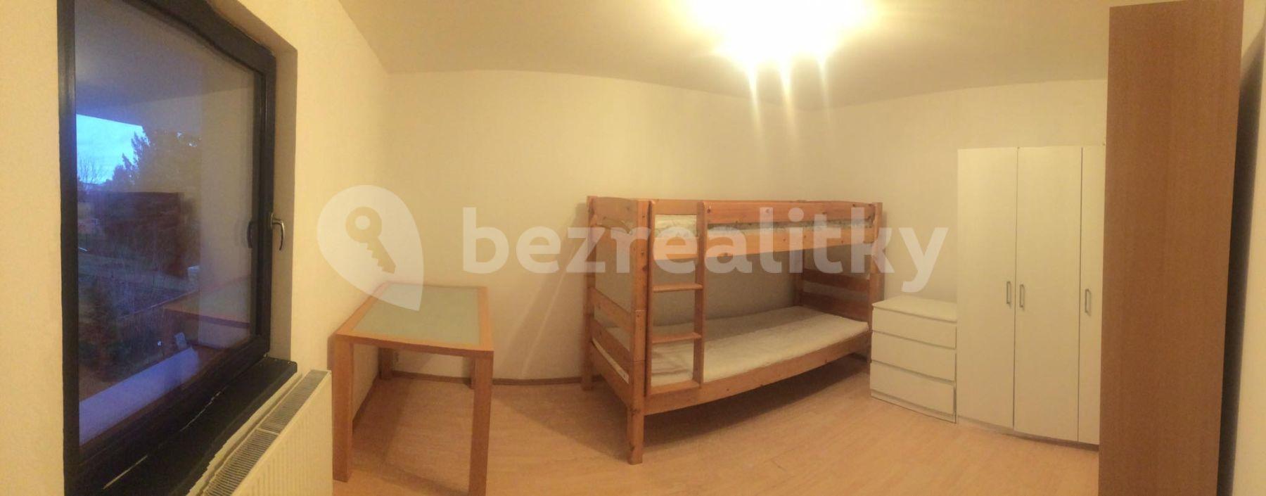 Prenájom bytu 2-izbový 55 m², Karlštejnská, Chýnice, Středočeský kraj