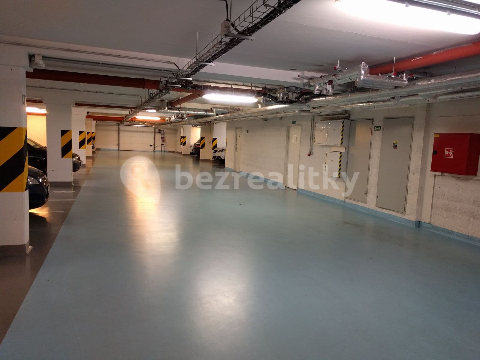 Prenájom garáže 15 m², Chotěšovská, Praha, Praha Prenájom garáže 15 m², Chotěšovská, Praha, Praha