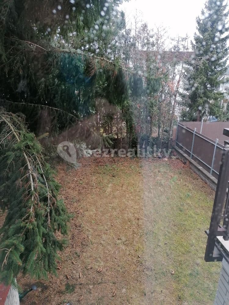 Prenájom domu 250 m², pozemek 200 m², Kloboukova, Praha, Praha Prenájom domu 250 m², pozemek 200 m², Kloboukova, Praha, Praha