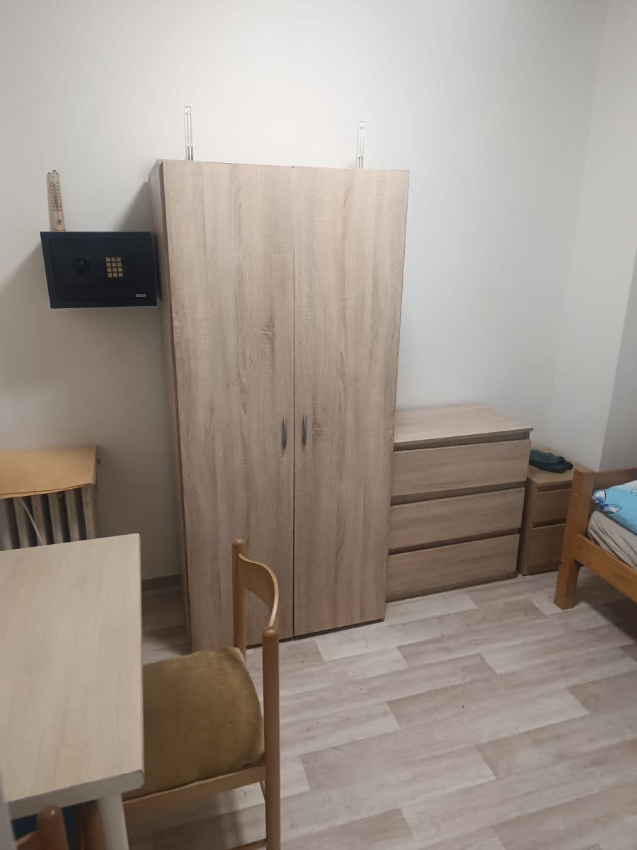 Prenájom domu 16 m², pozemok 200 m², Kloboukova, Praha, Praha Prenájom domu 16 m², pozemok 200 m², Kloboukova, Praha, Praha
