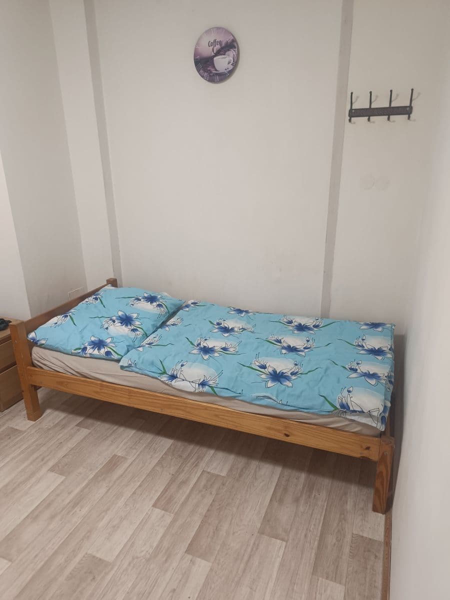 Prenájom domu 16 m², pozemok 200 m², Kloboukova, Praha, Praha Prenájom domu 16 m², pozemok 200 m², Kloboukova, Praha, Praha